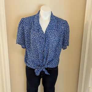 Vintage Kathy Comelli for Shapely blue and white floral print top size 16